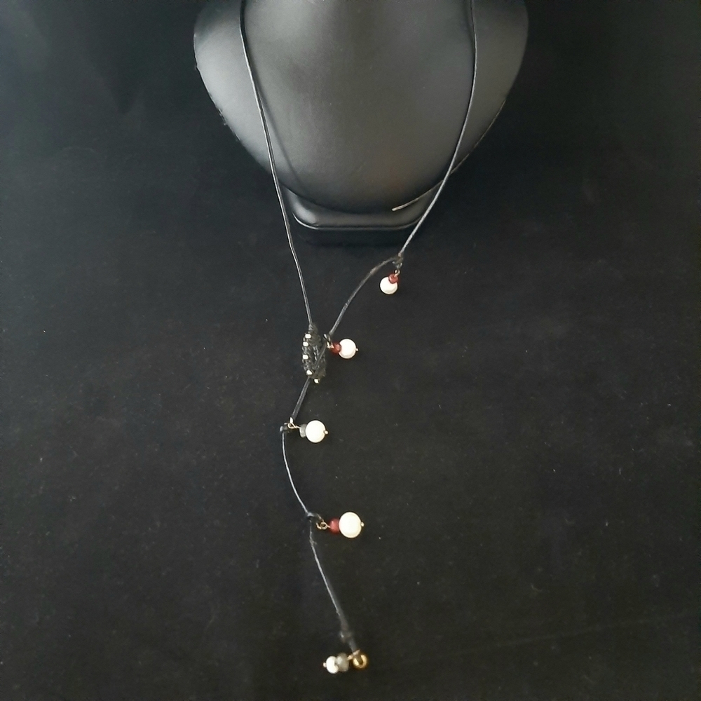 Handcrafted Natural Pearl and Real Ruby Leather Lariat Necklace - Picture 11 of 13